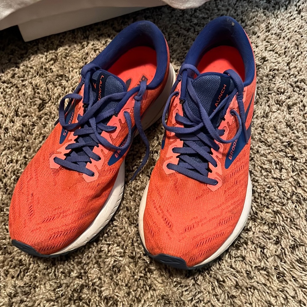 Brooks Launch 7